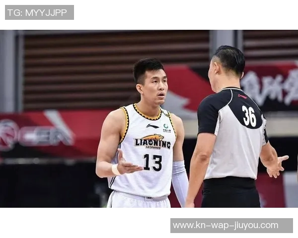 郭艾伦领衔对决山东队赛场争锋再掀激情篮球盛宴 郭艾伦领衔对决山东队赛场争锋再掀激情篮球盛宴